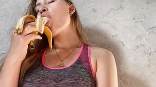 I wanted a penis, I decided to suck a banana