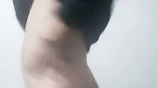 Naked dance and showing her but