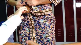 German asian Milf like to fuck in the dressing room