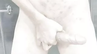 Riesiger indischer sexy heißer Schwanz in Sperma