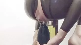 Meinen Arsch mit meinem großen Plug zu zerstören