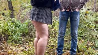 MILF gave her panties while pissing while standing in a short skirt