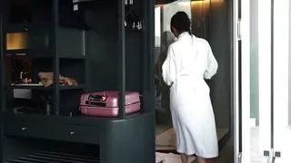 Busted my stepsister taking a shower