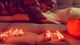 A witch in sexy underwear sucked all the cum out of me on Halloween