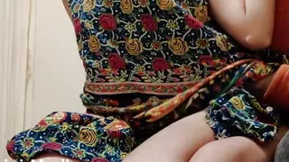 Indian hot madam cheated by young office boy! HINDI hot sex