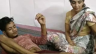 Hot Bhabhi Begged NOT TO STOP AND CUM INSIDE HER!!
