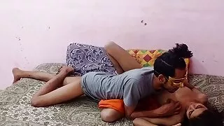 Amateur Indian skinny teen get an anal creampie after a hard desi pussy fucking sex
