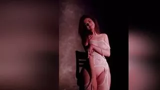 dancing the cutie in her underwear OF LEAK
