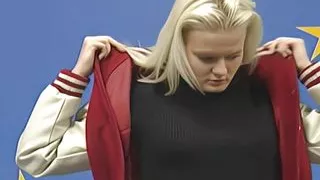 junge blonde teens bei selbstbefriedigung mit dildo gefilmt