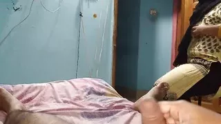 (Mahila Doctor ne patient ko choda) - Sexy Doctor wants to fucked her big cock