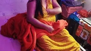 Horney sexy desi bhabhi try to cam show and she show here nipples