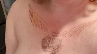 BBW cums while masturbating
