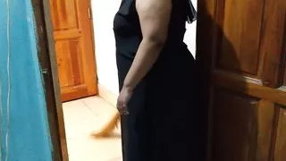 Saudi hot aunty sweeping house when neighbor boy saw her big tits and ass gets seduced &Hot cum - Boruqa & Hijab aunty