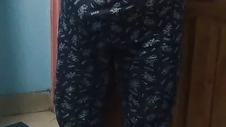 sexy Indian curvy masturbating (Big Tits)