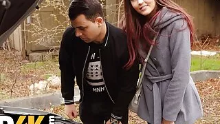 HUNT4K. Small-tittied girl is rammed for sake of her boyfriends new car