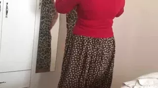 Banyodan Cikan Turbanli Uvey Annesini Videoya Aliyor Turkish Porn