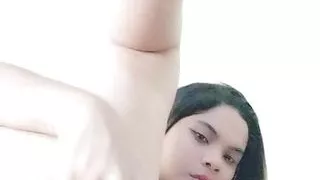 My sister masturbates in front of the camera to send it to her boyfriend