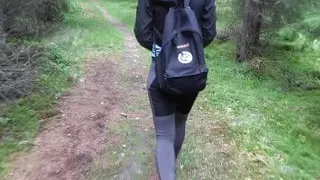 Hiking adventures fucking bubble butt hiker next to the tree with cumhot on her ass