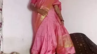 MADHU LAILA desi bhabhi saree strip tease 1