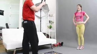 tenn pays her photo shooting with a horny round of sex