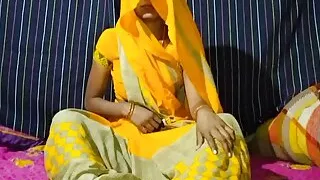 Bhabhi ji ne apne bedroom me bula kar devar se apni chood chat Bai or devar ka land choosa rani bhabhi bilkul mast ho