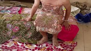 FN017 I like to wear sarongs EP2