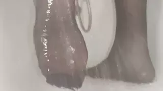 showering feet in nylon pantyhose foot fetish