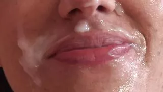 A beautiful bitch wants to ride me!