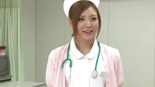 Nurse in Japanies Hospital without work