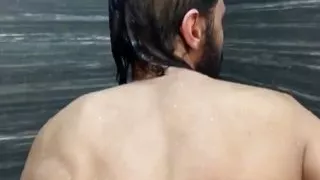 Aktiv saß auf der passiven Rolle und rollte