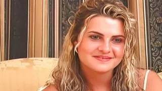 geiler dreier mit 2 mega heissen milfs und ihren engen muschis