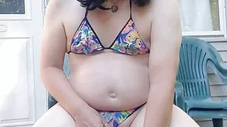 Outside Bottle Fuck part 2...golden pussy!