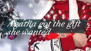 Exchanging Christmas gifts with a dirty slut