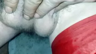 Solo Badezimmer Junge zeigt seinen schönen Penis