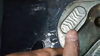 Asiatische Weiber, Bar, Masturbation