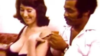 Annie Sprinkle The Golden Girl - 01