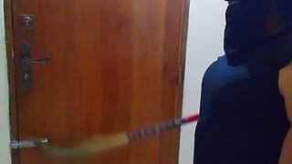 35 Year Old Indian Muslim Neighbor Aunty Fucked While Sweeping The House