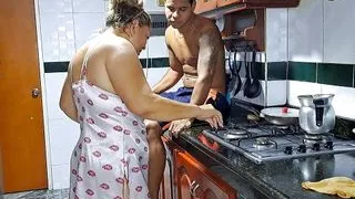 convincing my horny stepmother is very easy, she loves my cock