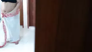Jab Anjali Bhabhi Saree Badal Rahi Thi, Devar Ne Unhe Khidki Se Dekha Aur Chudai Karne Ke Liye Jabardasti - Indian Sex