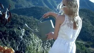 Babes enjoy outdoor lesbo sex with pussy grinding and