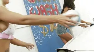 A bounch of lesbian babes washed my car