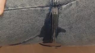 She pees in her jeans and makes him excited