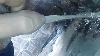 Bathroom Karta hua boy