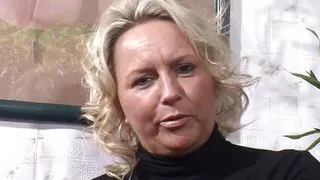 Milf fuck her pussy while filming in my pussy 2 - 4