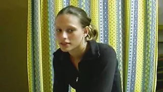 Teen Couple bumst nach Kinobesuch