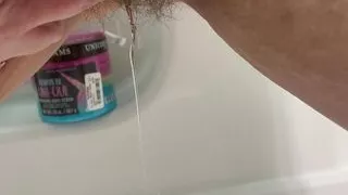 Thicc Queen standing Piss