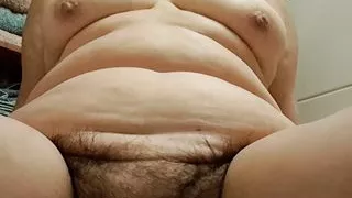 mommy showing the tunnel to stepson to fuck