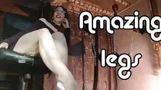 The amazing legs of MistressOnline