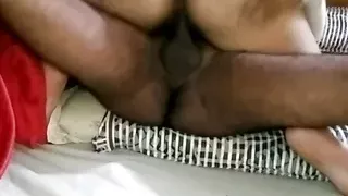 Hot bhabhi ki aage piche dono traf se gaand maari.