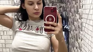 19yo huge natural boobs recoil TikTok dance